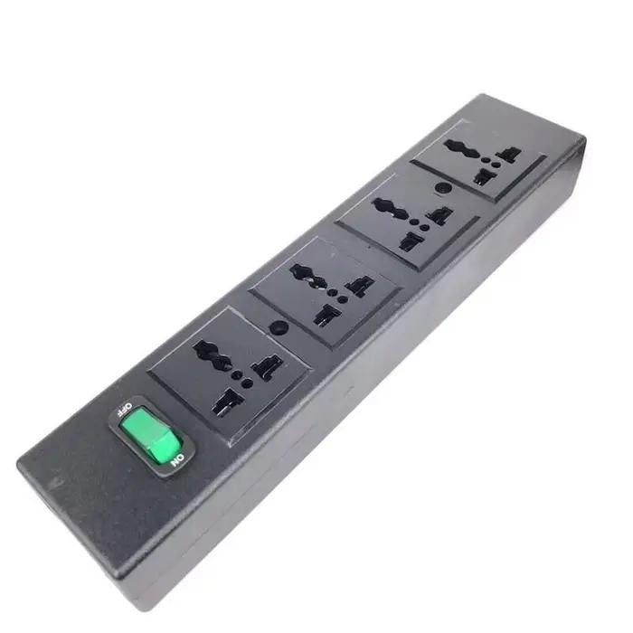 Multiprise universelle PDU à 4 voies