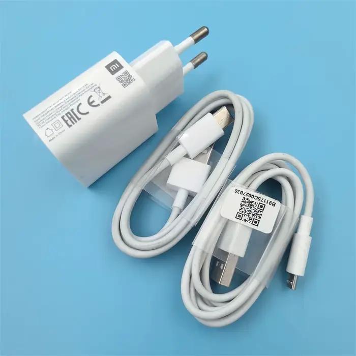 Chargeur d'Origine Xiaomi 10W 5V2A avec Câbles Micro USB et Type C pour Smartphones Xiaomi Occasions Spéciales