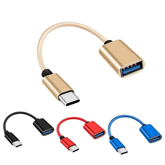 Câble OTG de Type C métallique et nylon pour smartphones avec connecteur réversible et vitesses de transfert rapides pour utilisateurs mobiles et professionnels