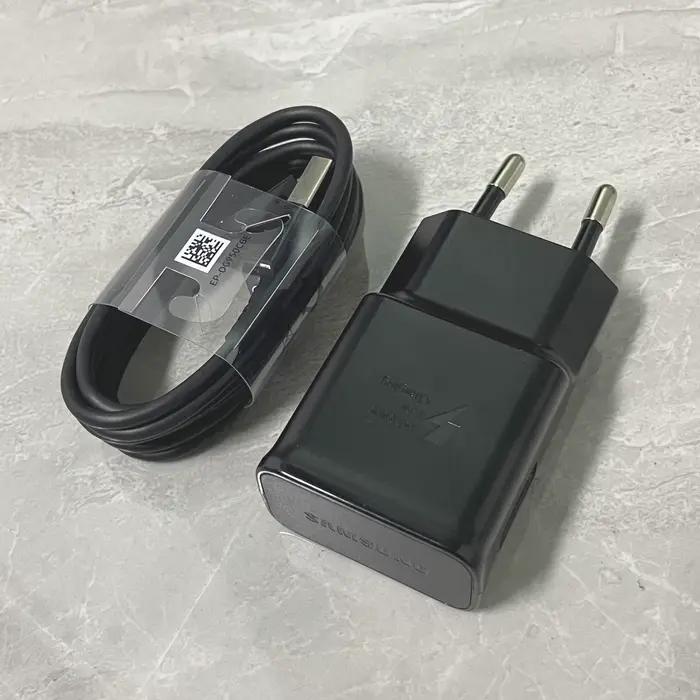 Adaptateur secteur de charge rapide Samsung 15W EP-TA200