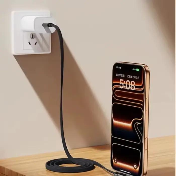 Câble de charge plat USB-C pour téléphone portable avec support intégré