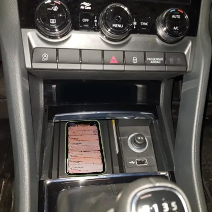Chargeur sans fil pour voiture 15W Skoda Kodiak Kodiaq Karoq 2017-2022 LHD support de charge pour téléphone sans fil installation simple et efficace pour une conduite plus confortable