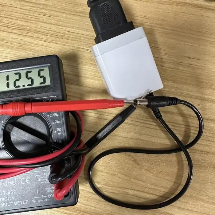 Câble adaptateur convertisseur d'alimentation USB-C Type-C vers 5