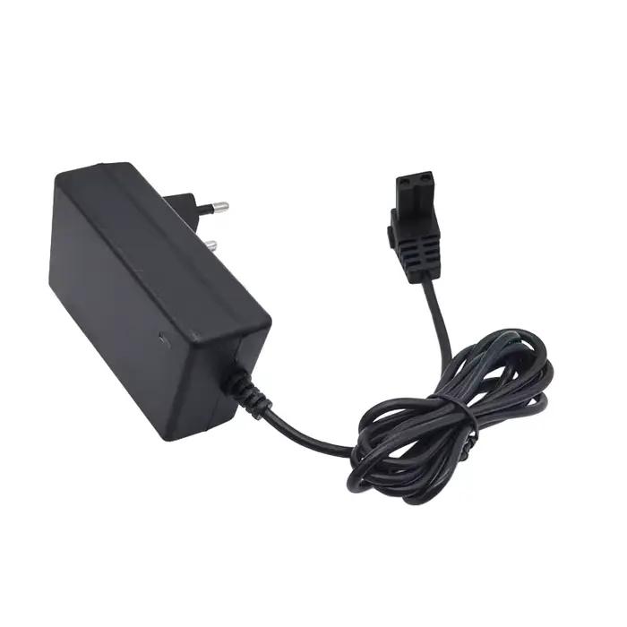 Chargeur 12.6V 1.8A pour Aiper Seagull SE 600 HJ1103J HJ1102 1000 1500 AIPURY1500 P1111 Robot Nettoyeur de Piscine Accessoire de Recharge Compatible Usage Occasionnels