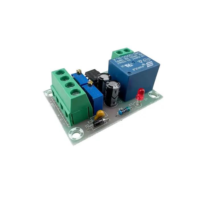 Panneau de commande de charge de la batterie 12V XH-M601 relais de tension pour usage général surveillance de tension voltmètre CC occasions spéciales