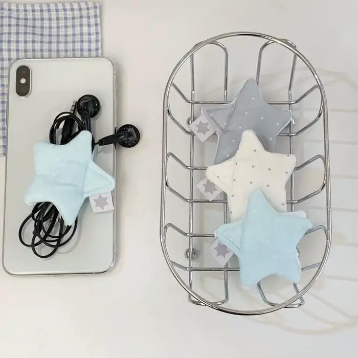 Organisateur de câbles mignon en forme de tomate, design original pour femmes et filles, polyvalent, facile à utiliser, idéal pour ranger les câbles de chargeurs et écouteurs, cadeau original pour toutes occasions